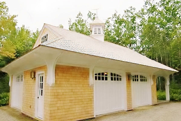 photo of garage at little deer isle house